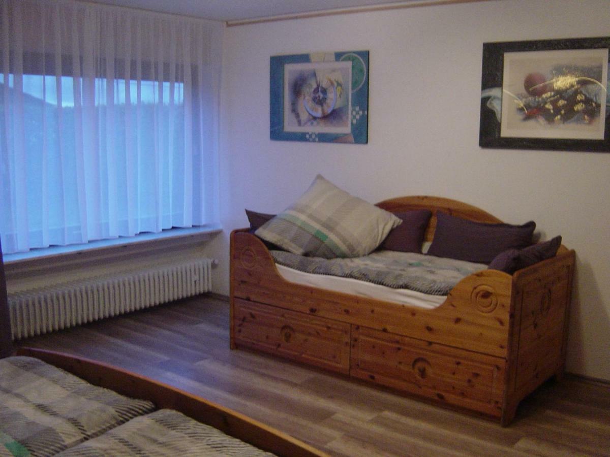 Haus Am Wald Apartment Hillscheid Bagian luar foto